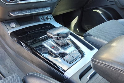 Audi Q5 40 TDI 204 CV quattro S tronic S line plus (14)