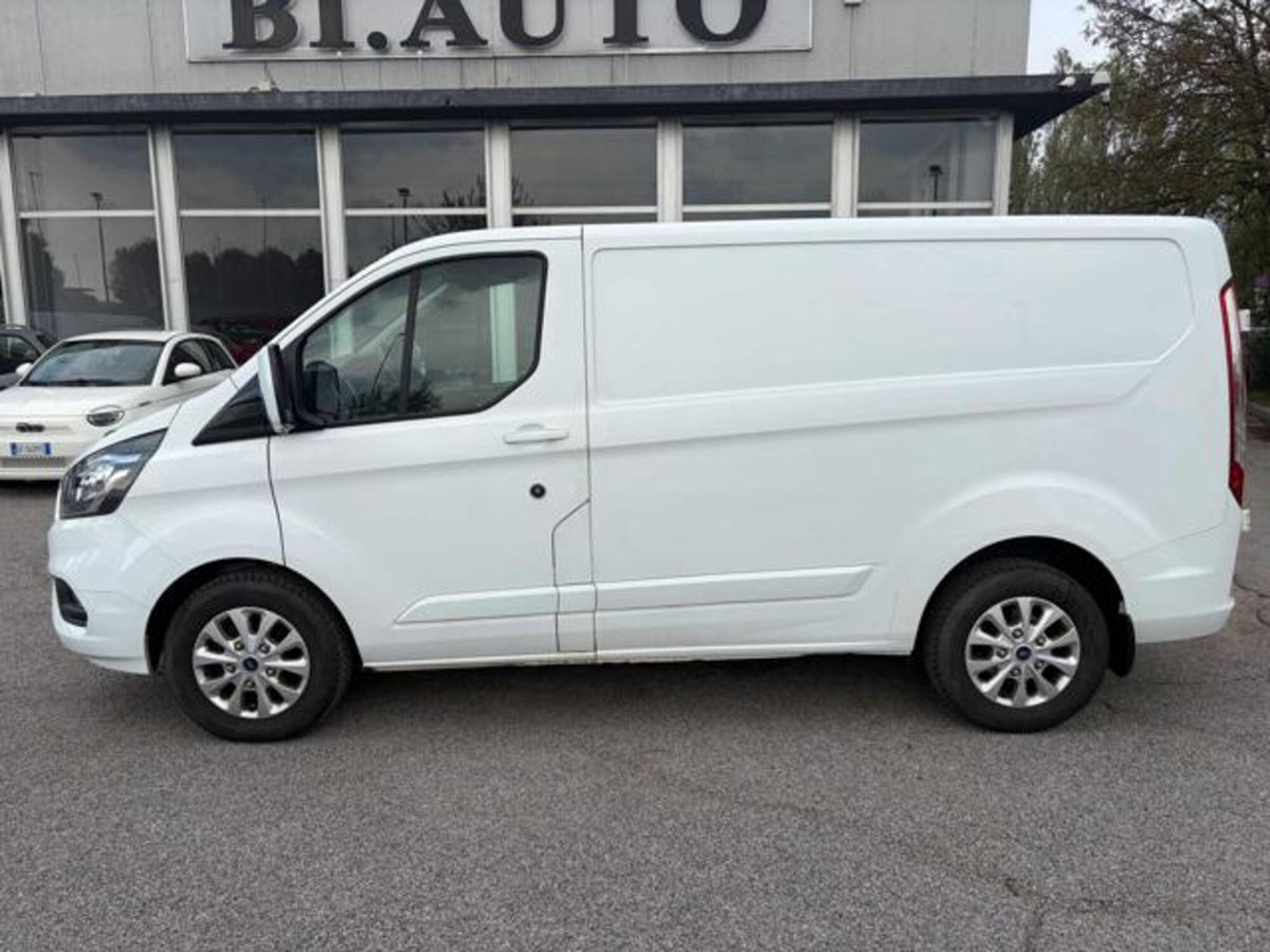 Ford Transit Custom Furgone 300 2.0 TDCi 170 PC Furgone Titanium (2)