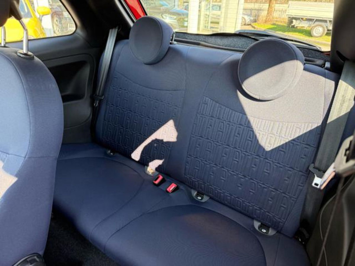 Fiat 500 1.0 Hybrid Club (12)