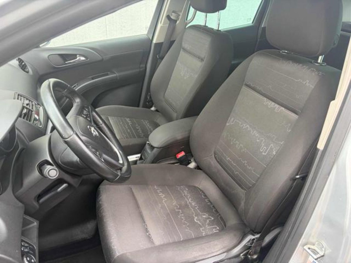 Opel Meriva 1.4 Turbo 120CV GPL Tech Cosmo (12)