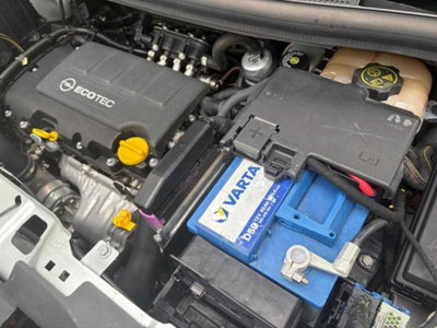 Opel Meriva 1.4 Turbo 120CV GPL Tech Cosmo (18)