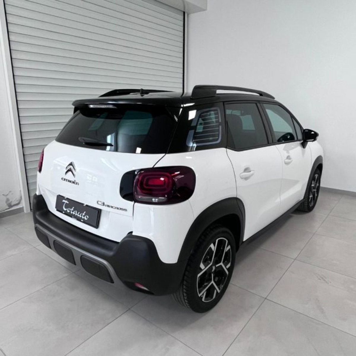Citroen C3 Aircross BlueHDi 110 S&S Shine Pack (8)