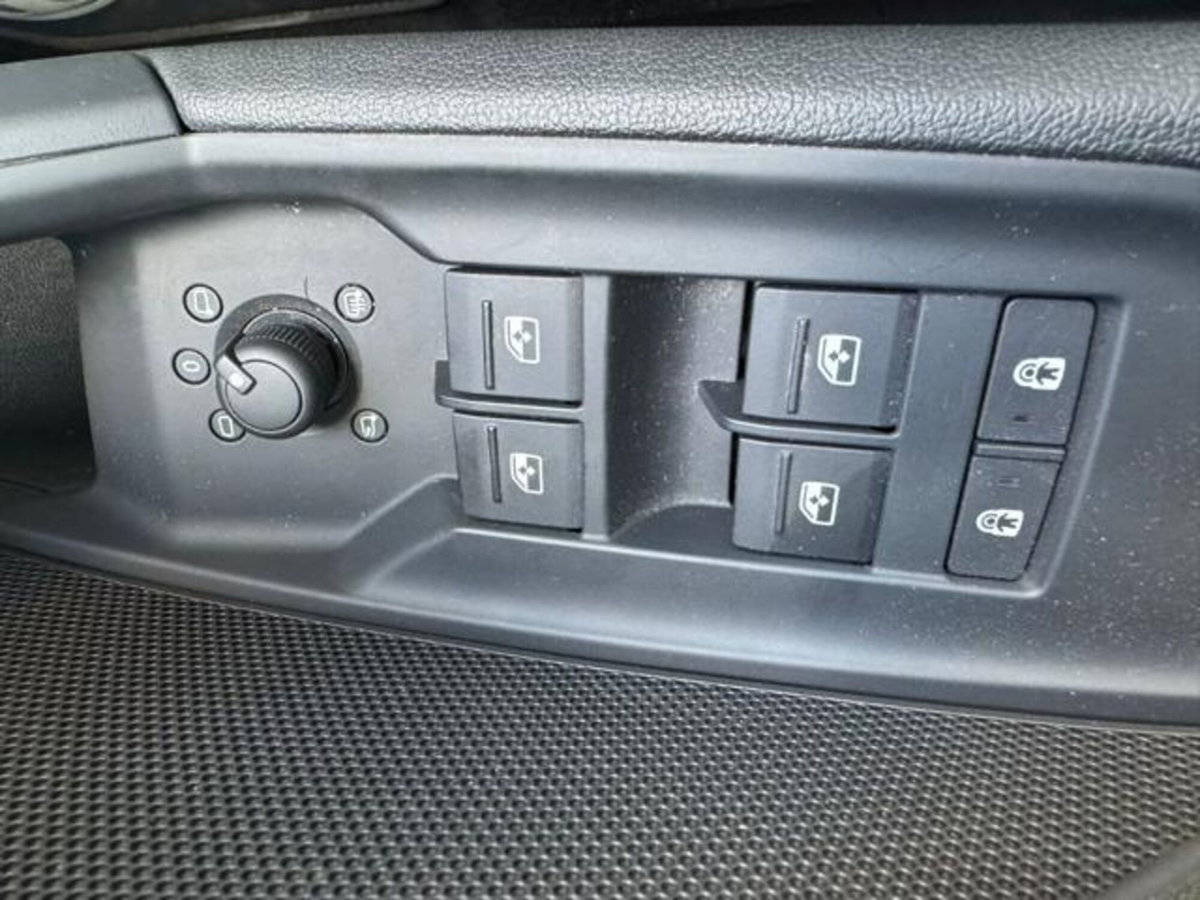 Audi A3 Sportback 30 TFSI Business (18)