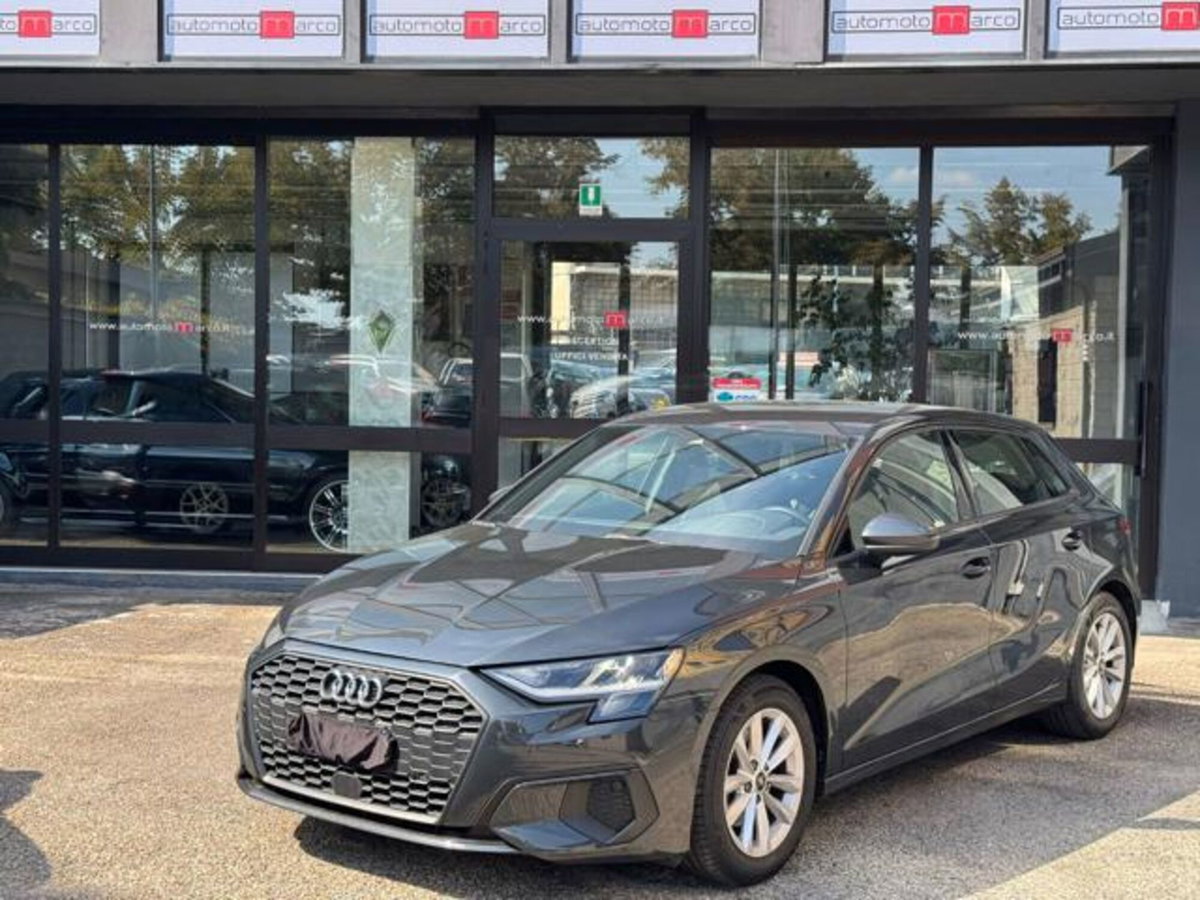 Audi A3 Sportback 30 TFSI Business (2)