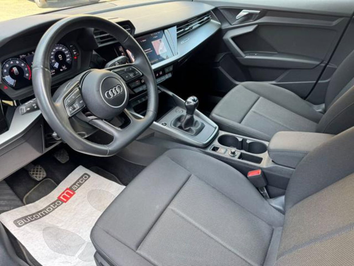 Audi A3 Sportback 30 TFSI Business (6)