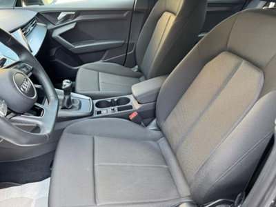 Audi A3 Sportback 30 TFSI Business (7)