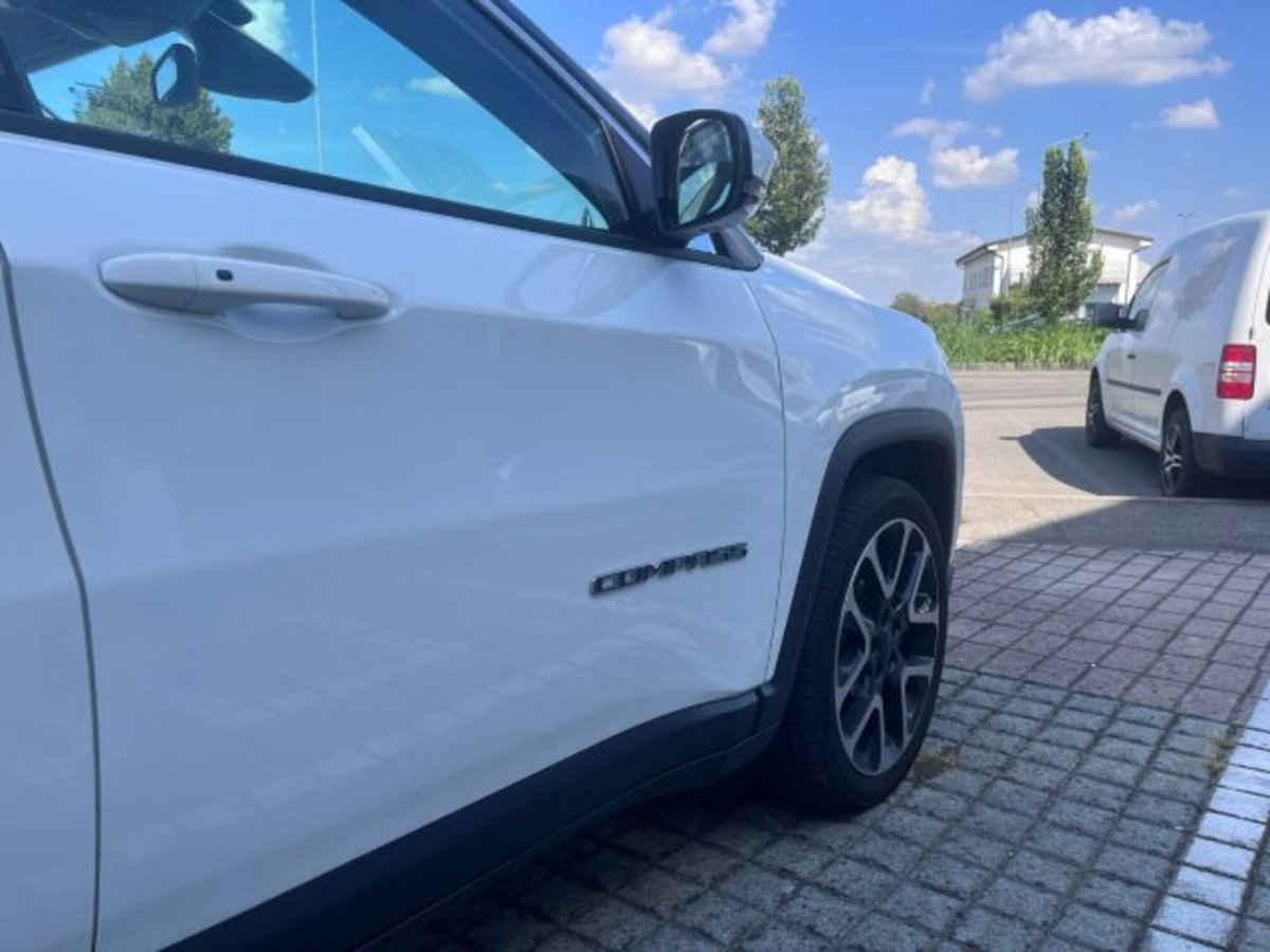 Jeep Compass 1.6 Multijet II 2WD Limited (4)