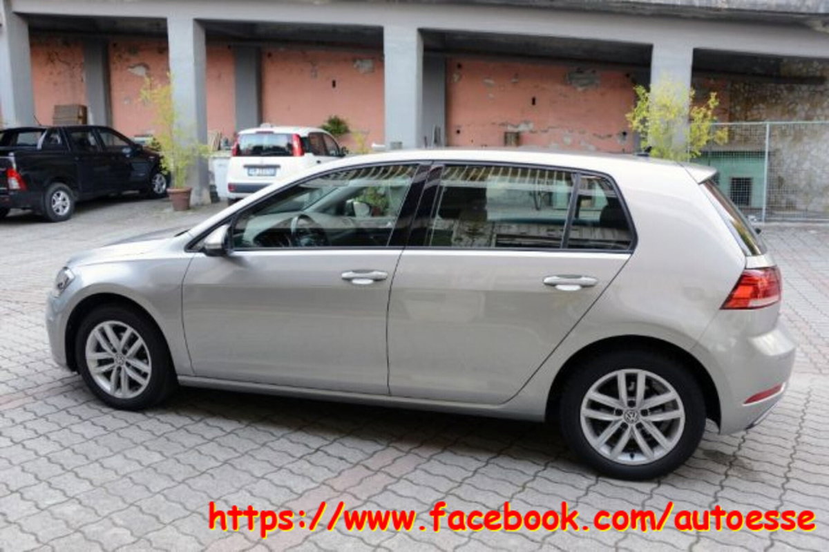 Volkswagen Golf 1.0 TSI 115 CV 5p. Trendline BlueMotion Technology (6)