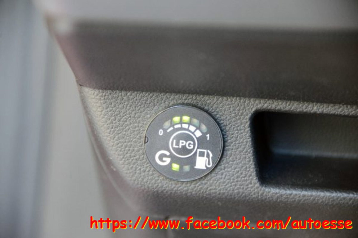 Renault Clio TCe 100 CV GPL 5 porte Business (12)