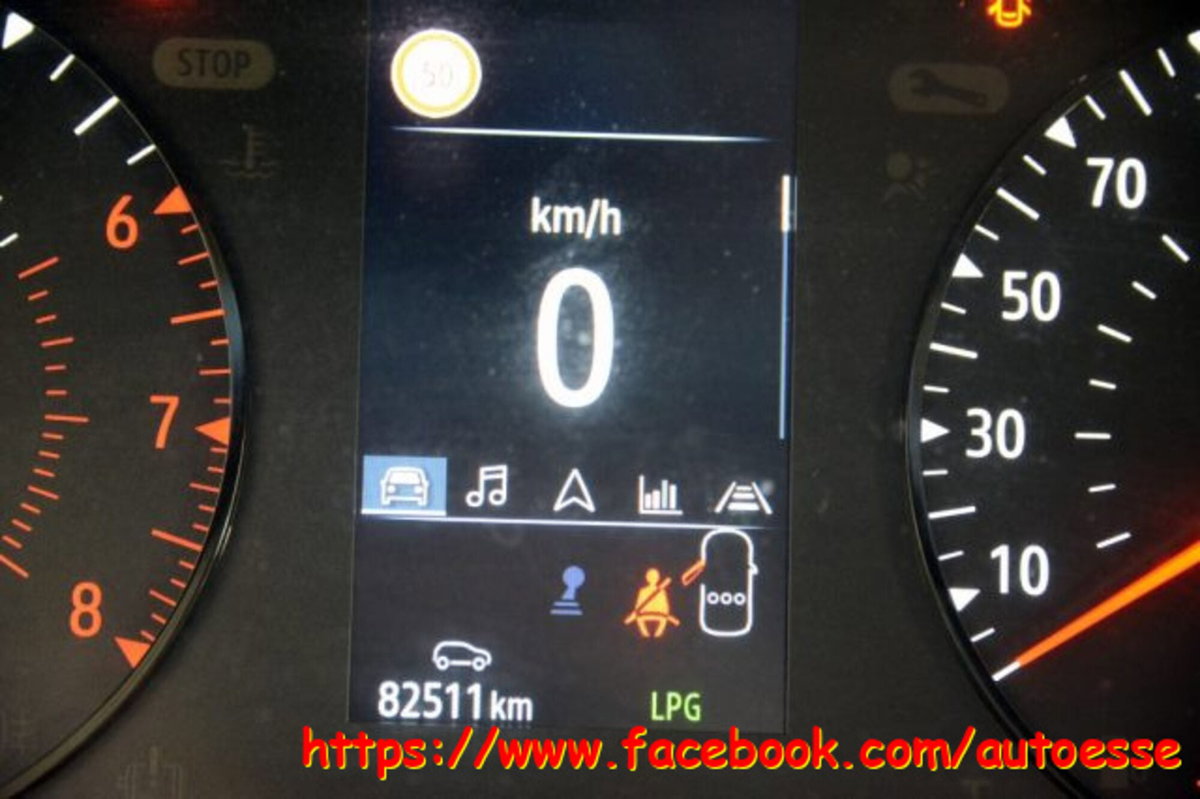 Renault Clio TCe 100 CV GPL 5 porte Business (13)