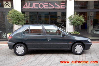 Peugeot 306 cat 5 porte XR (2)