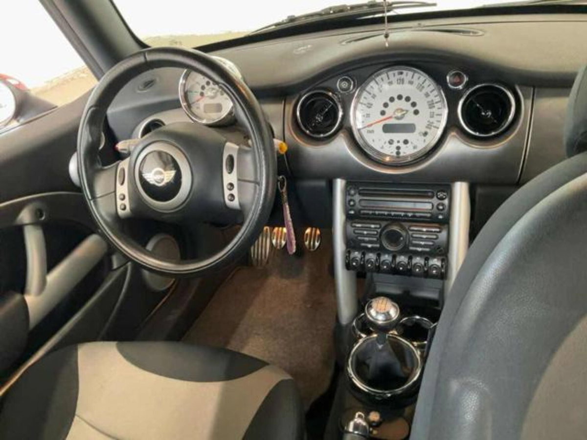 MINI Mini Cabrio 1.6 16V Cooper S Cabrio (7)