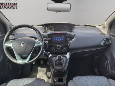 Lancia Ypsilon 1.0 FireFly 5 porte S&S Hybrid Ecochic Gold (13)