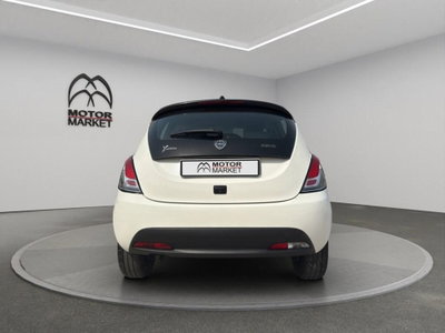 Lancia Ypsilon 1.0 FireFly 5 porte S&S Hybrid Ecochic Gold (6)