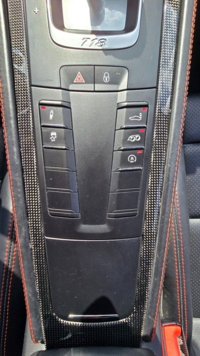 Porsche 718 Cayman  Cayman 2.0 300cv (9)