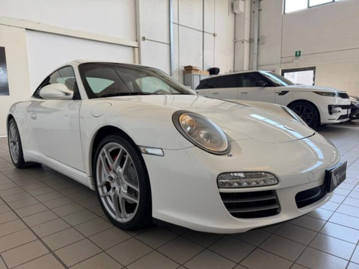 Porsche 911 Coupé Carrera 4S (3)
