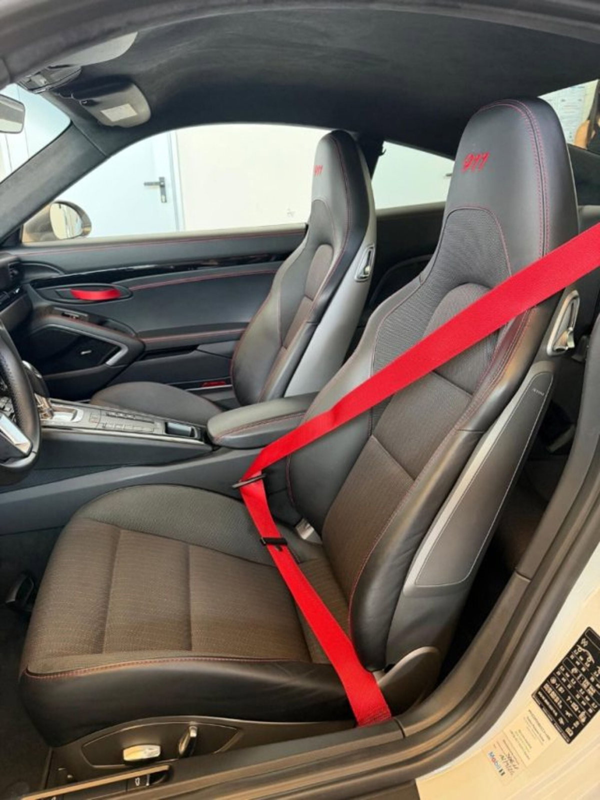 Porsche 911 Coupé 3.0 Carrera T (13)