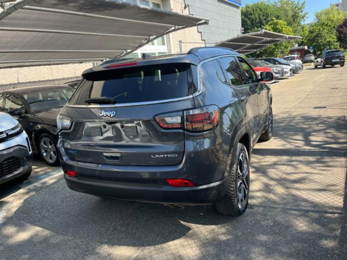Jeep Compass 1.3 T4 190CV PHEV AT6 4xe Limited (4)