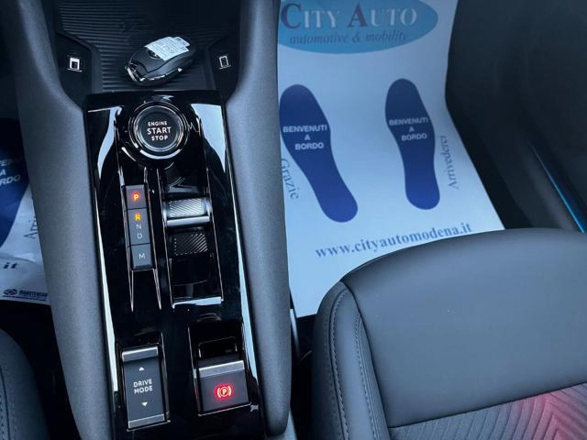 Alfa Romeo Junior 1.2 ibrida Speciale 145cv edct6 (6)