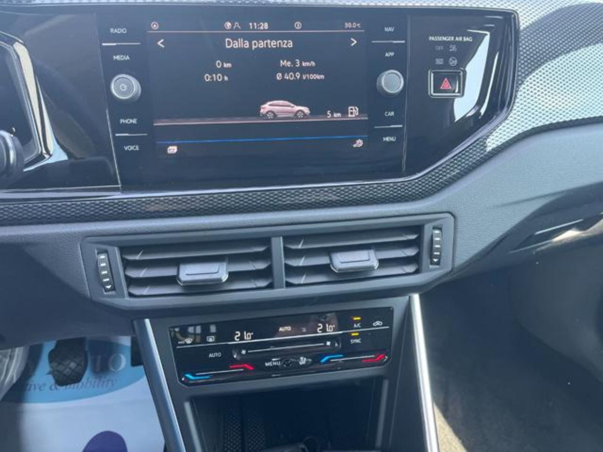 Volkswagen Taigo 1.0 tsi Edition 95cv (12)