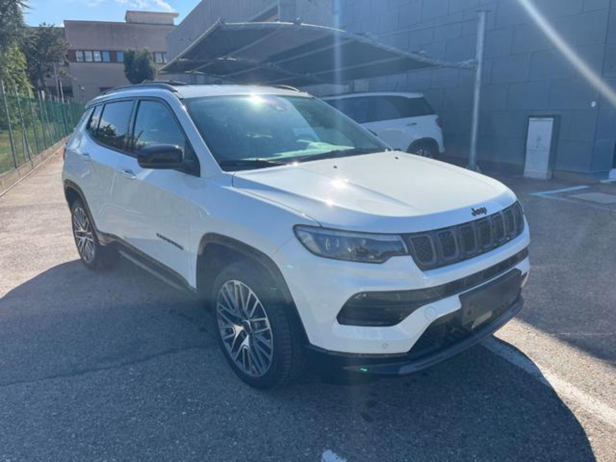 Jeep Compass 1.5 turbo t4 mhev Summit 2wd 130cv dct (4)