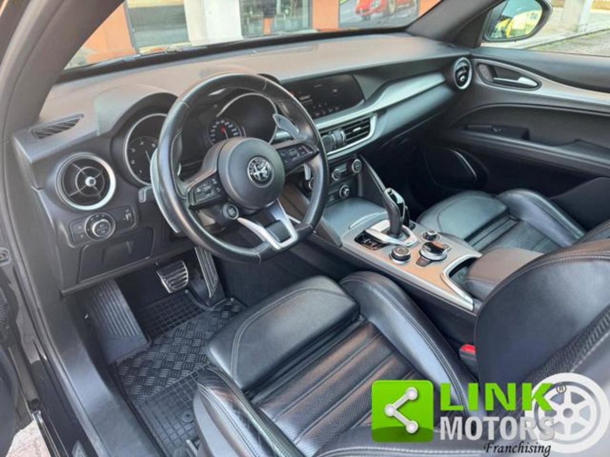 Alfa Romeo Stelvio Stelvio 2.2 Turbodiesel 210 CV AT8 Q4 Veloce (9)