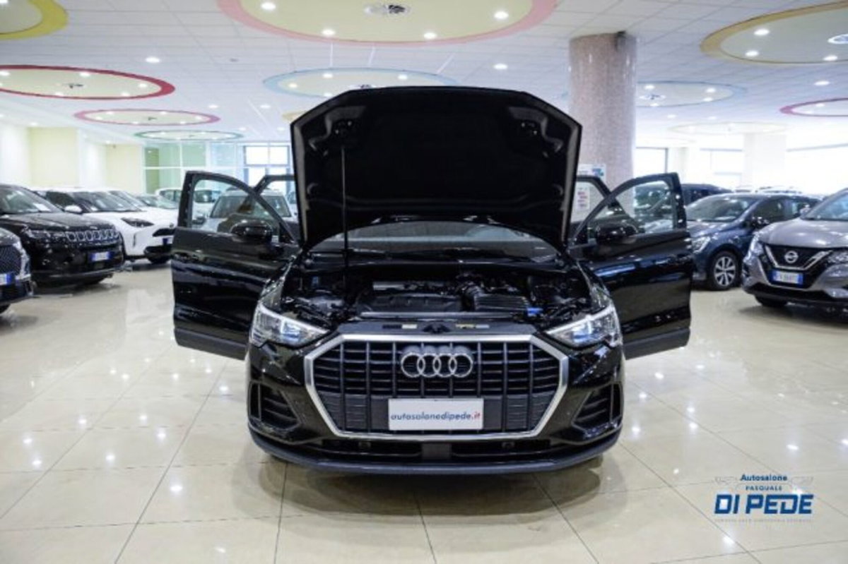 Audi Q3 35 TDI Business (8)