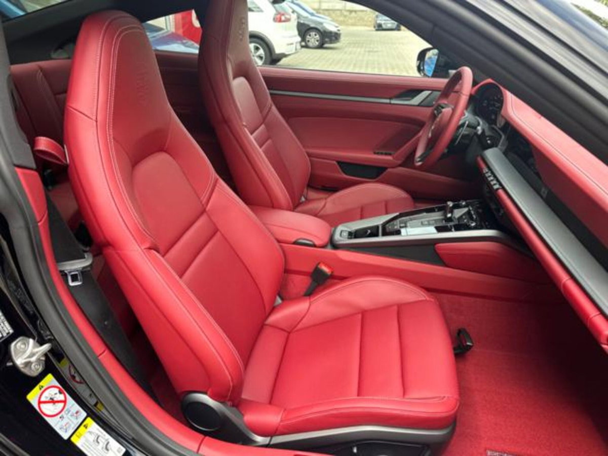 Porsche 911 Coupé Coupe 3.0 Carrera S (10)