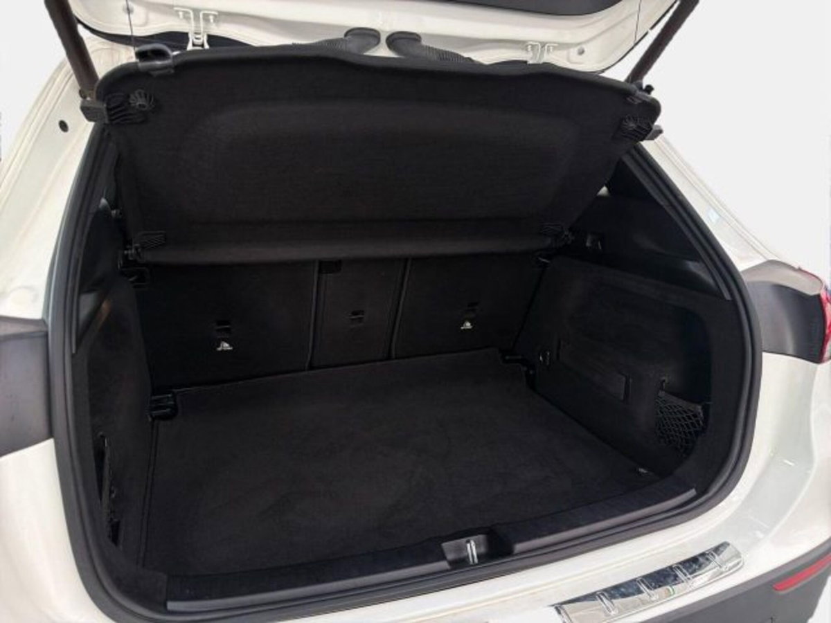 Mercedes-Benz GLA SUV 220 d Automatic Sport Plus (14)