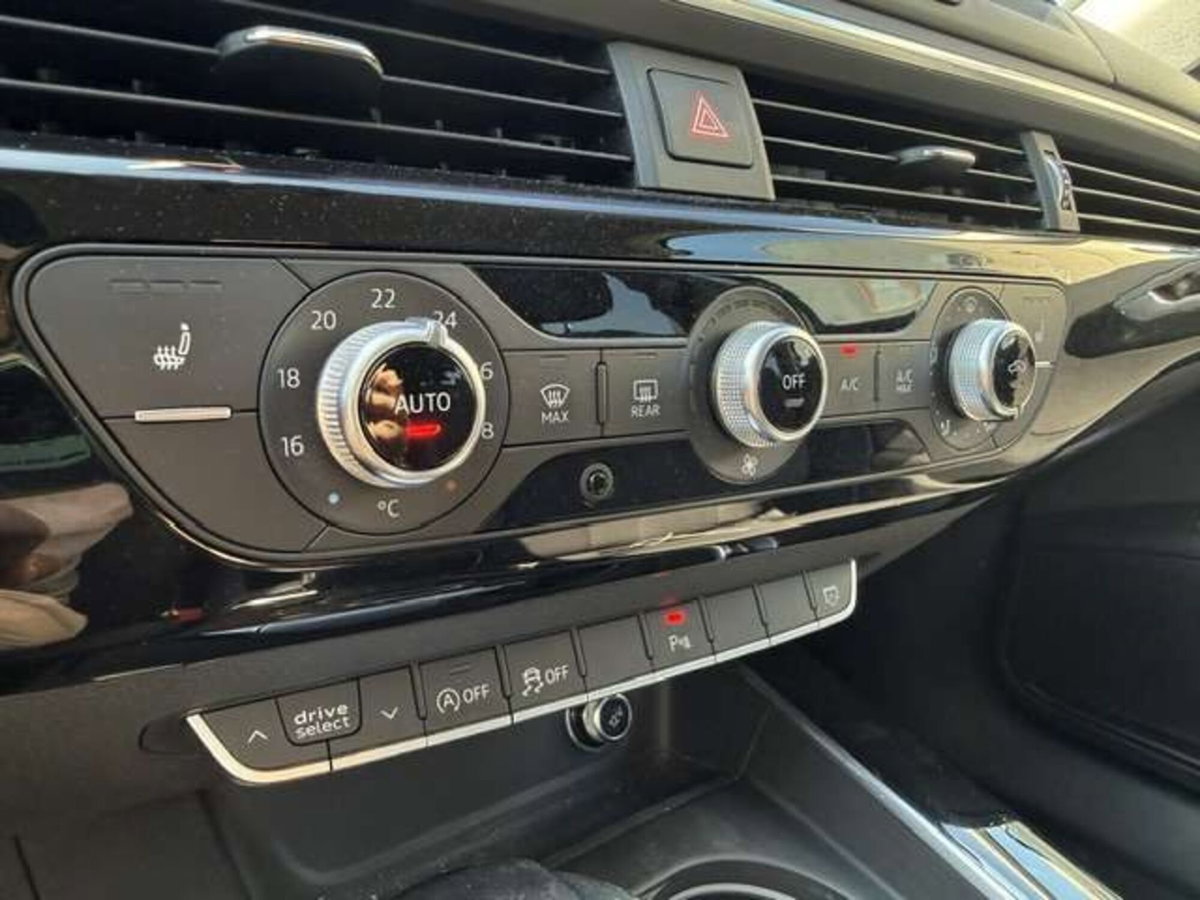 Audi A4 Avant 2.0 TFSI ultra Sport (13)