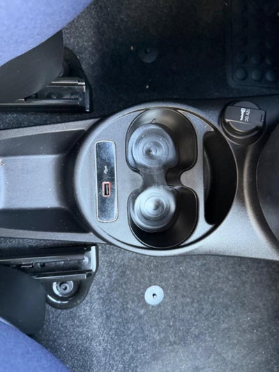 Fiat 500 1.0 Hybrid Club (16)