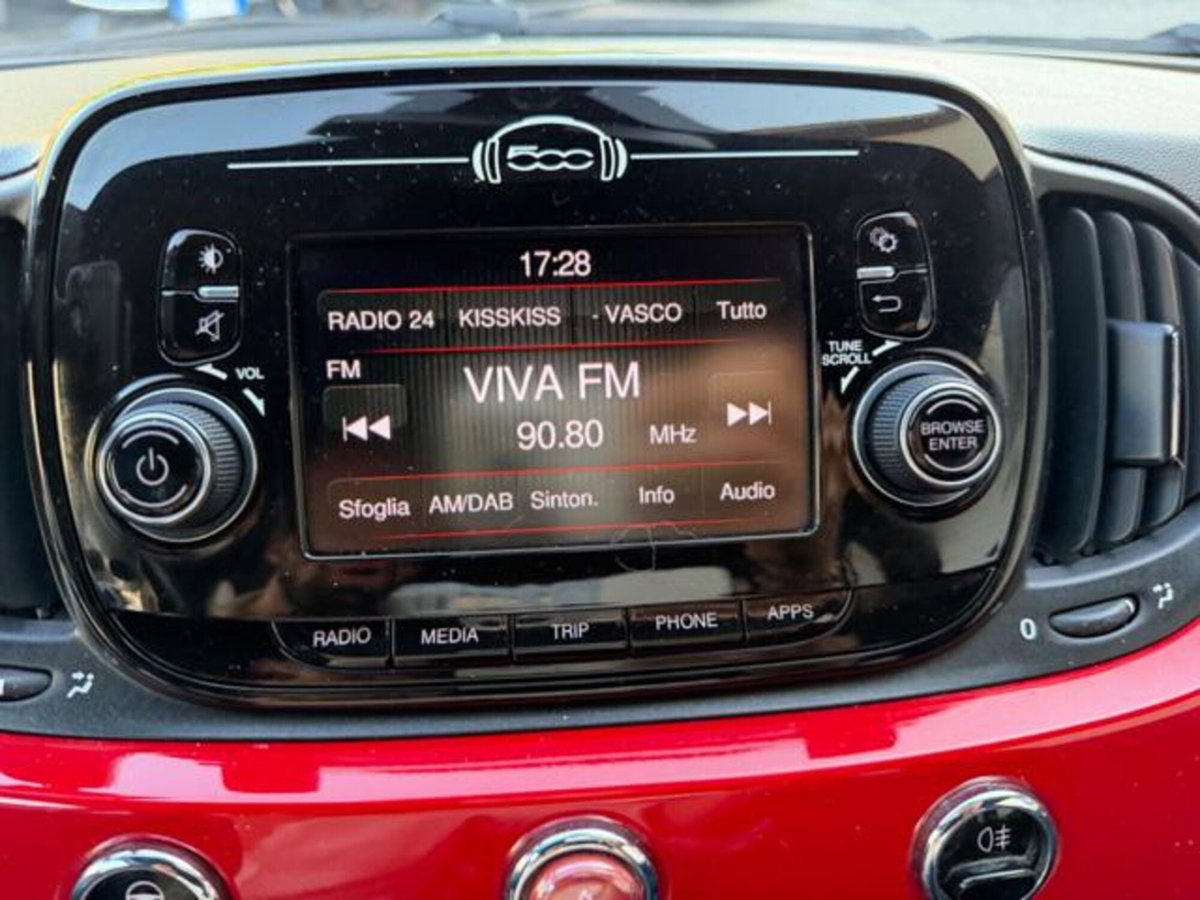 Fiat 500 1.0 Hybrid Club (14)