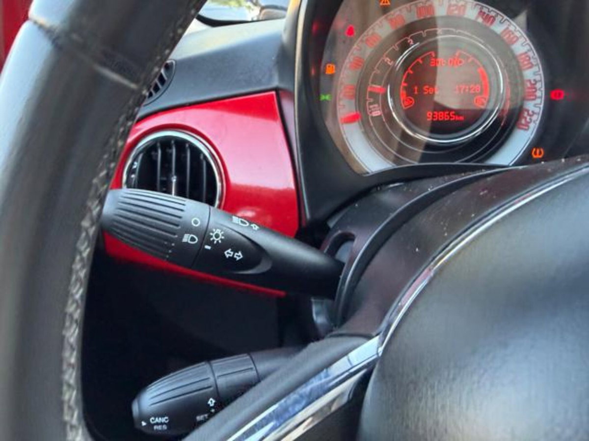 Fiat 500 1.0 Hybrid Club (19)
