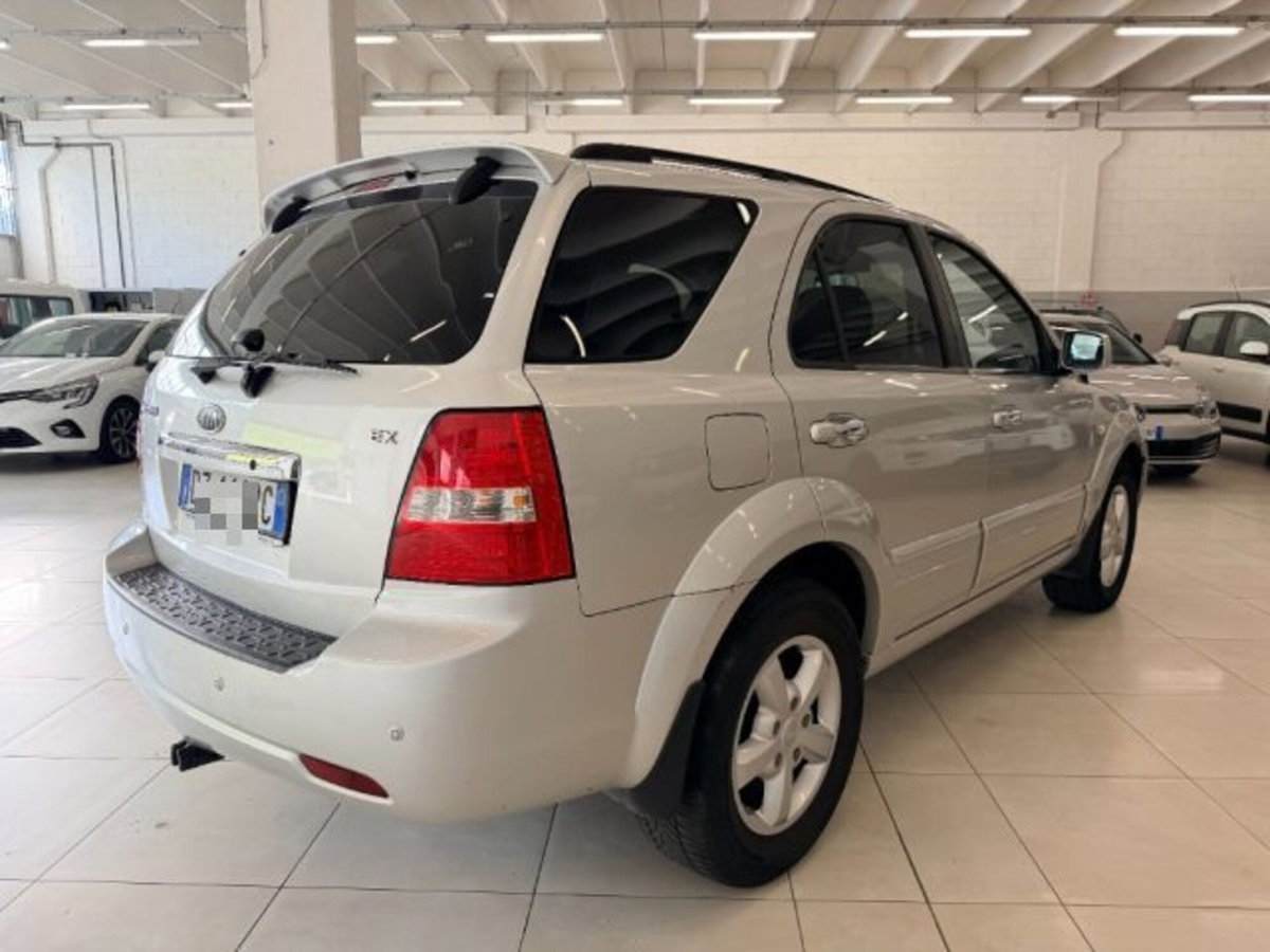 Kia Sorento 2.5 16V CRDI VGT 4WD Active (5)
