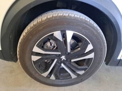 Peugeot 2008 BlueHDi 130 S&S EAT8 Allure Pack (15)