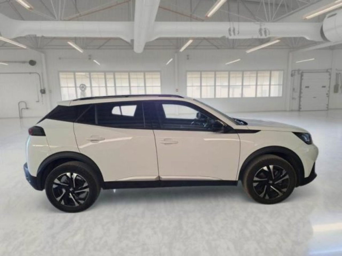 Peugeot 2008 BlueHDi 130 S&S EAT8 Allure Pack (7)