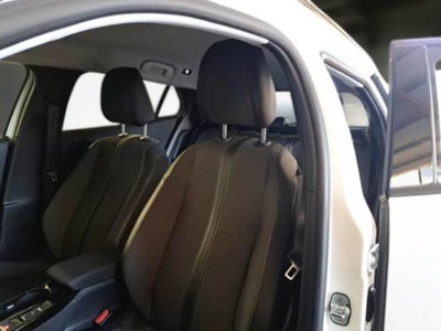 Peugeot 2008 BlueHDi 130 S&S EAT8 Allure Pack (9)