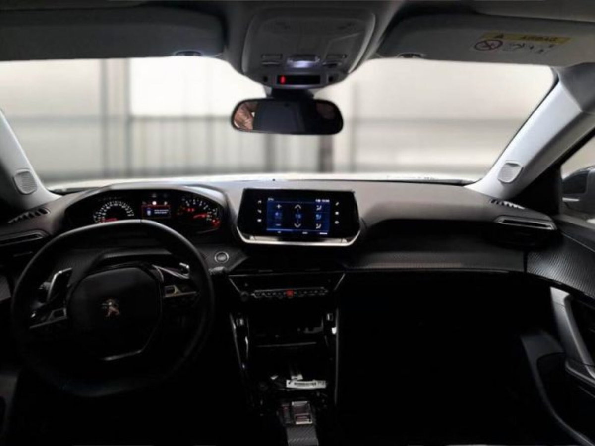 Peugeot 2008 BlueHDi 130 S&S EAT8 Allure Pack (3)