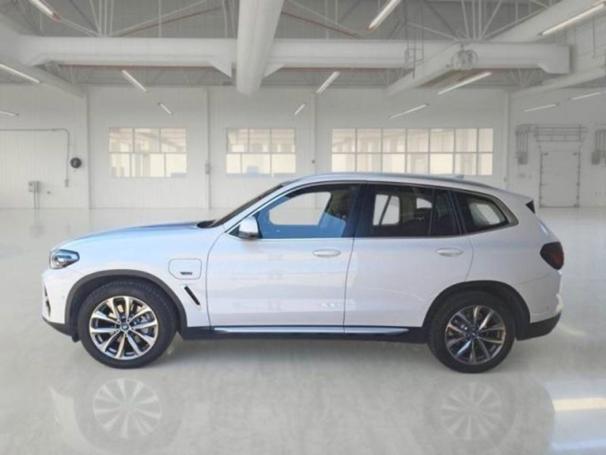BMW X3 xDrive30e (8)