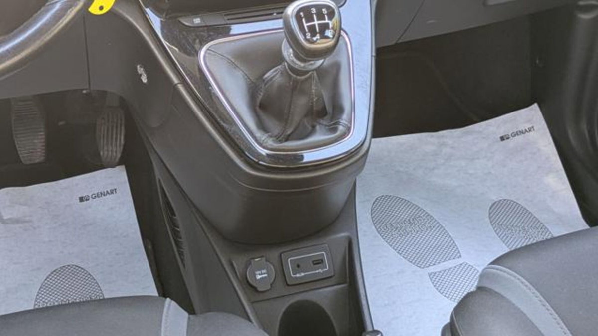 Lancia Ypsilon 1.2 69 CV 5 porte Silver (10)