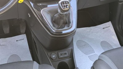 Lancia Ypsilon 1.2 69 CV 5 porte Silver (10)