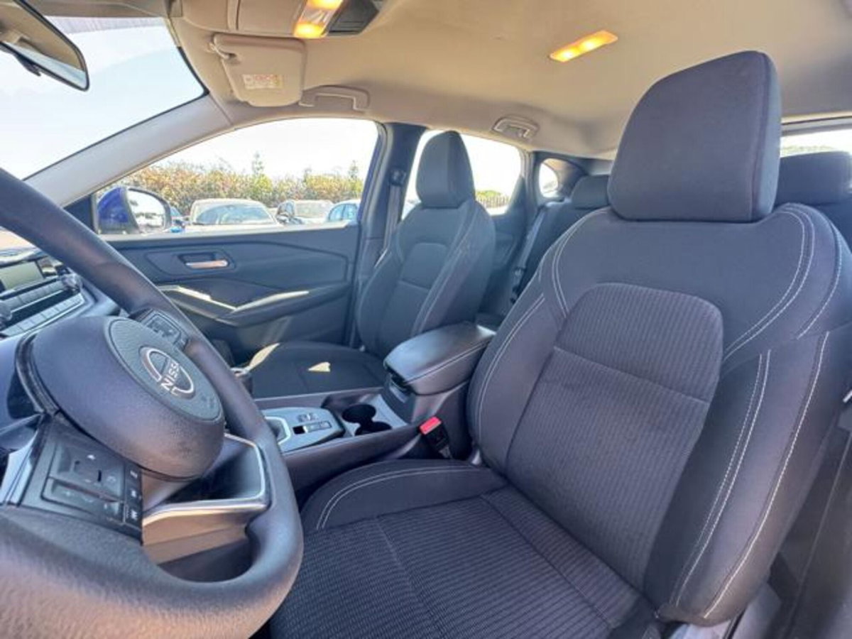 Nissan Qashqai 1.3 mhev Visia 2wd 140cv (11)