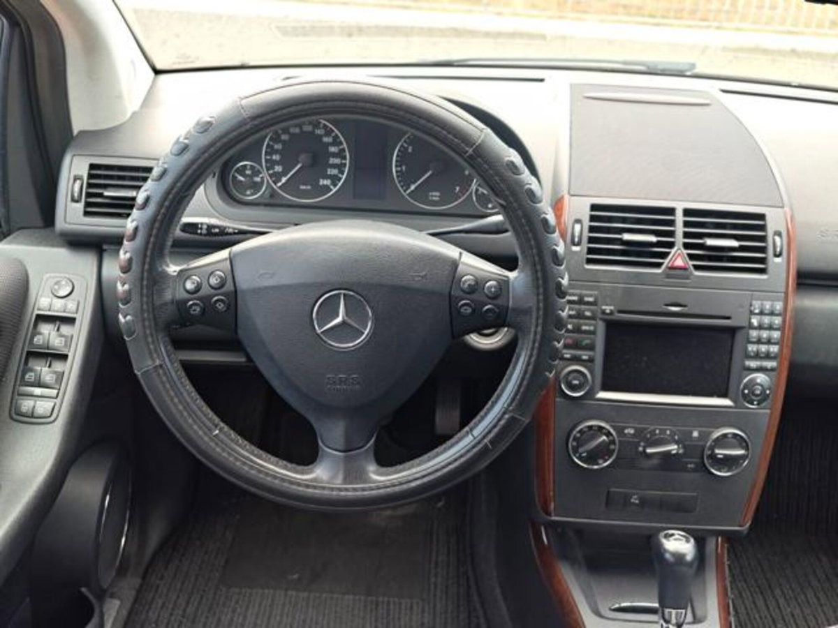 Mercedes-Benz Classe A 150 Avantgarde (13)