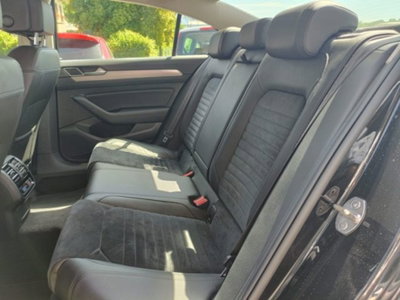 Volkswagen Passat 2.0 TDI SCR 190 CV 4MOTION DSG Executive BMT (12)