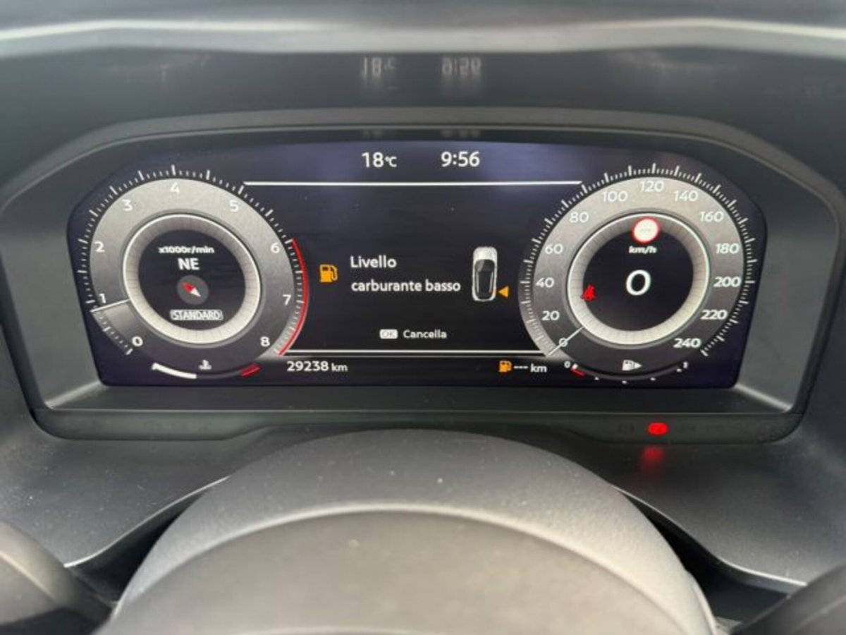 Nissan Qashqai 1.3 mhev N-Connecta 2wd 140cv (16)