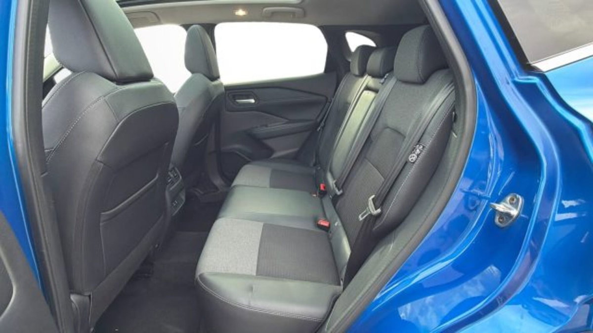 Nissan Qashqai 1.3 mhev N-Connecta 2wd 140cv (9)