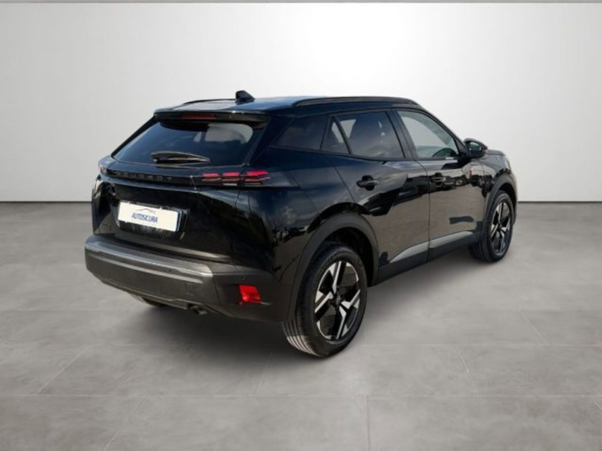 Peugeot 2008 PureTech 100 S&S Allure (4)