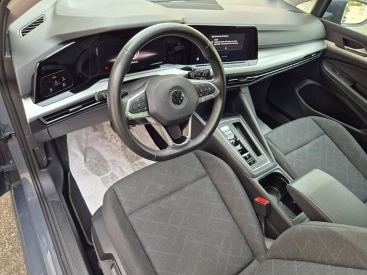 Volkswagen Golf Variant 1.0 eTSI EVO DSG Life (10)