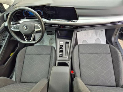 Volkswagen Golf Variant 1.0 eTSI EVO DSG Life (19)