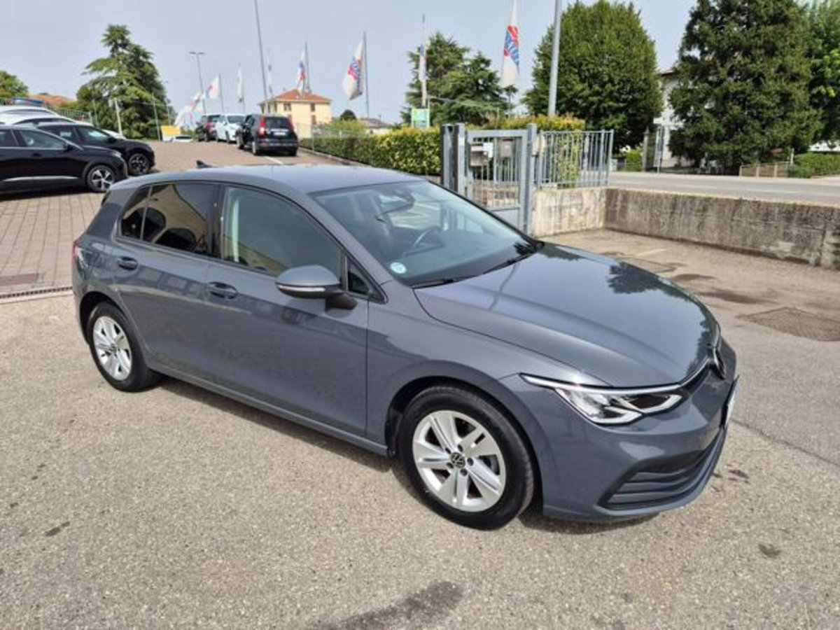 Volkswagen Golf Variant 1.0 eTSI EVO DSG Life (5)